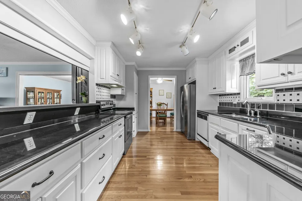 235 Winterberry DR Athens, GA 30606