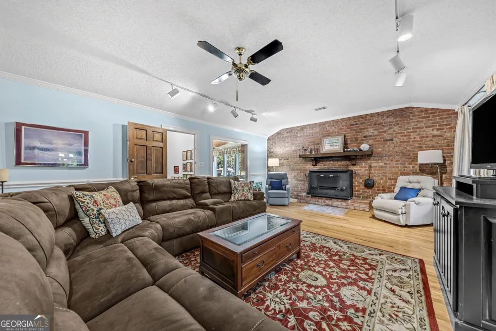 235 Winterberry DR Athens, GA 30606