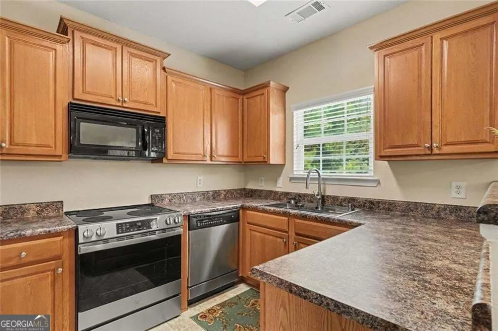 323 Scarlet Oaks DR Macon, GA 31220