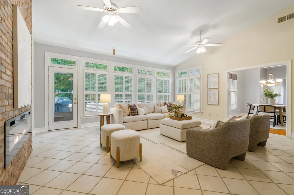 7040 Grassmoor Grange WAY Cumming, GA 30040