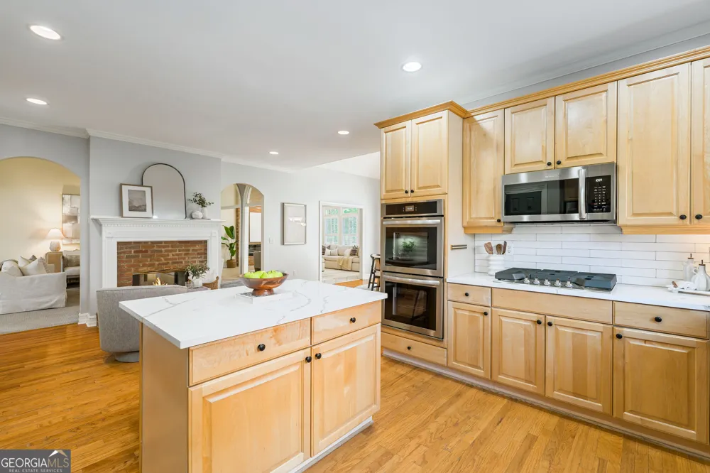 7040 Grassmoor Grange WAY Cumming, GA 30040