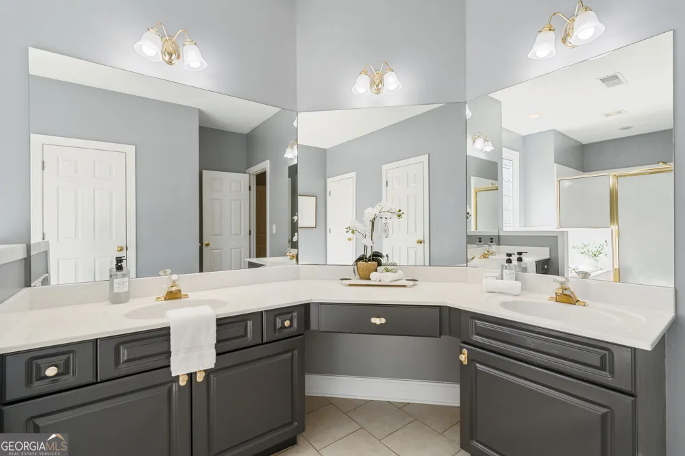 7040 Grassmoor Grange WAY Cumming, GA 30040