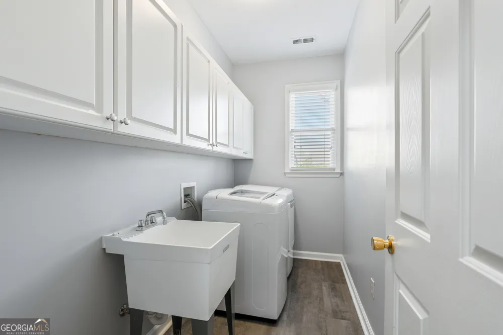 7040 Grassmoor Grange WAY Cumming, GA 30040