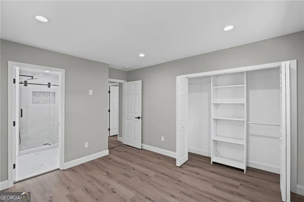 5961 John ST Austell, GA 30106