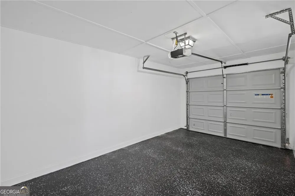 5961 John ST Austell, GA 30106