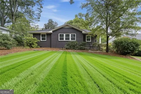 272 Cascade DR NW