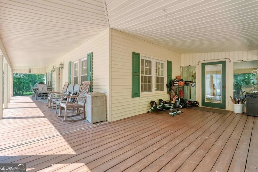 1165 Bartow ST Waleska, GA 30183