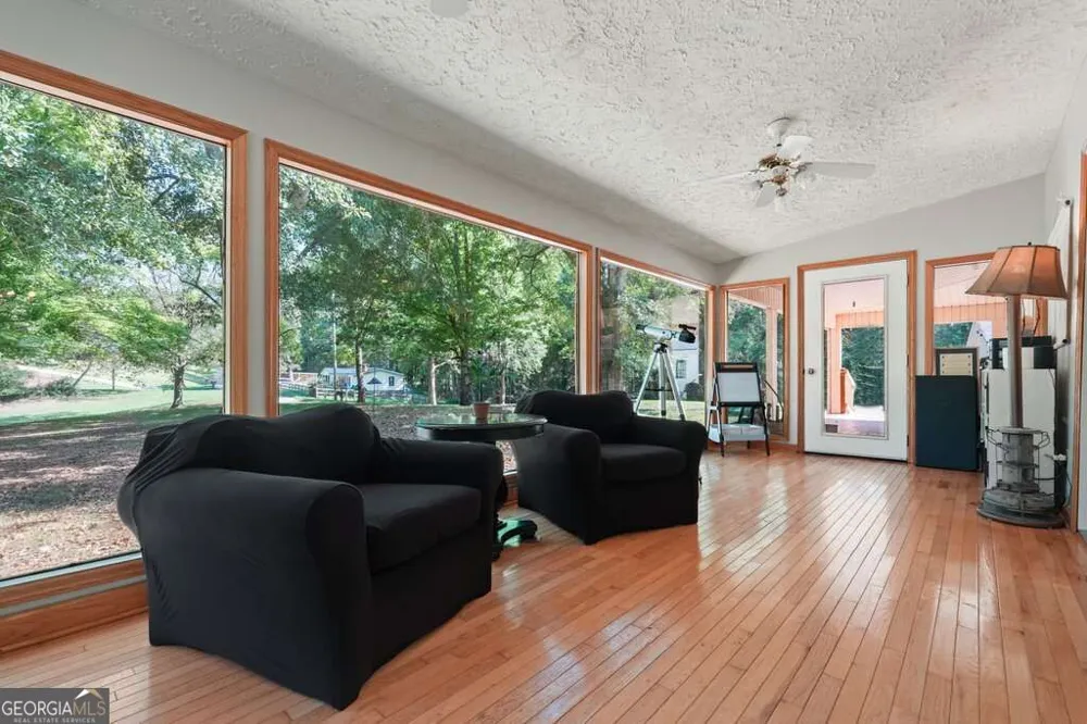 1165 Bartow ST Waleska, GA 30183