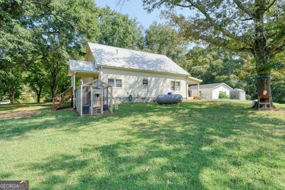 1165 Bartow ST Waleska, GA 30183