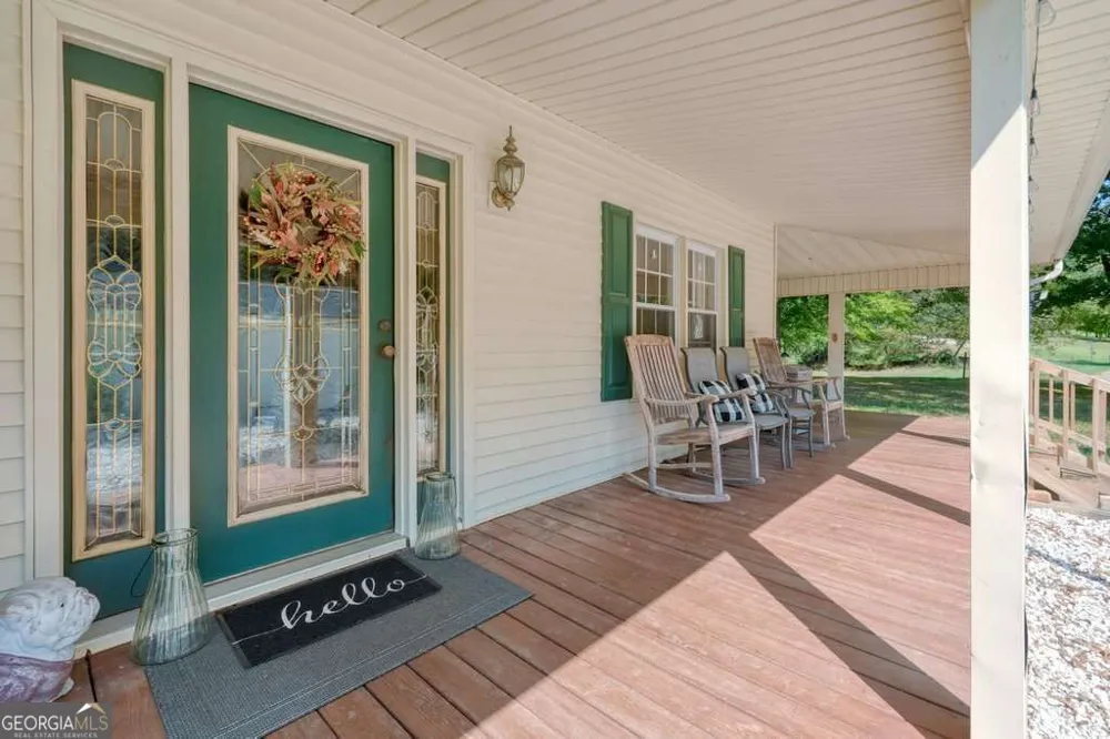 1165 Bartow ST Waleska, GA 30183