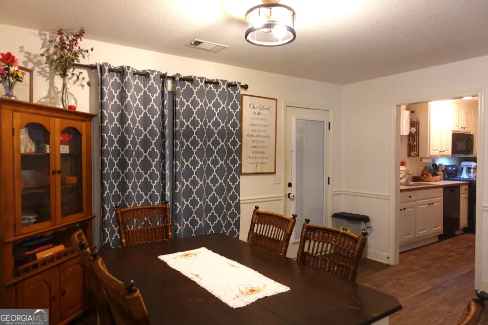 414 Harpy Eagle DR Winder, GA 30680