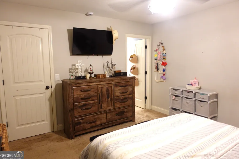 414 Harpy Eagle DR Winder, GA 30680