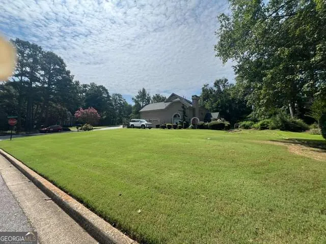 12080 Magnolia Crescent DR Roswell, GA 30075