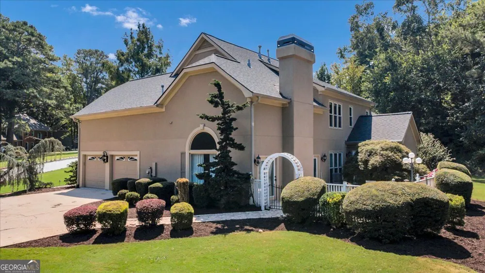 12080 Magnolia Crescent DR Roswell, GA 30075