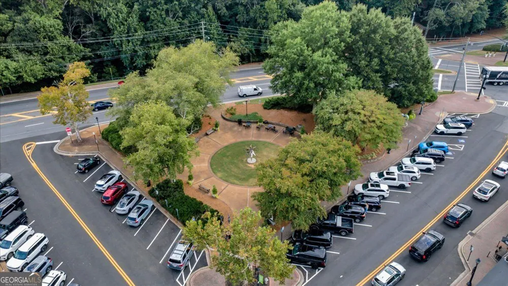 12080 Magnolia Crescent DR Roswell, GA 30075