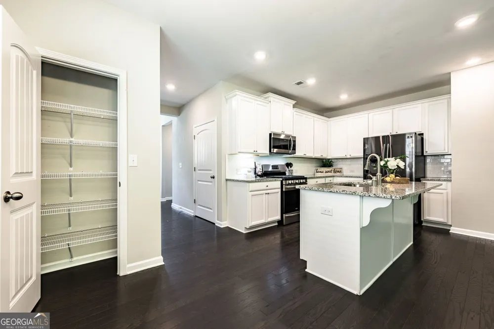 2790 Laurel Gate LN Cumming, GA 30040