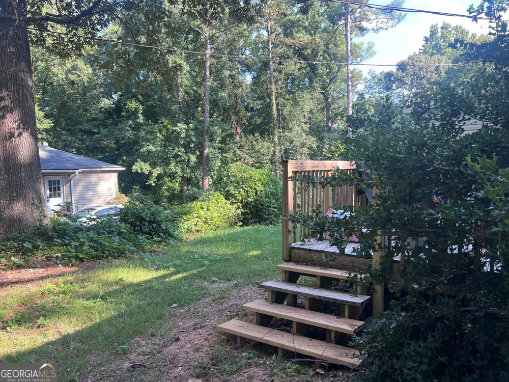 6055 Blackhawk TRL SE Mableton, GA 30126