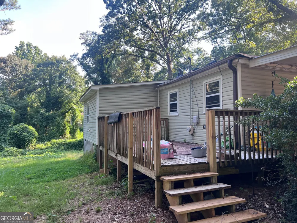 6055 Blackhawk TRL SE Mableton, GA 30126