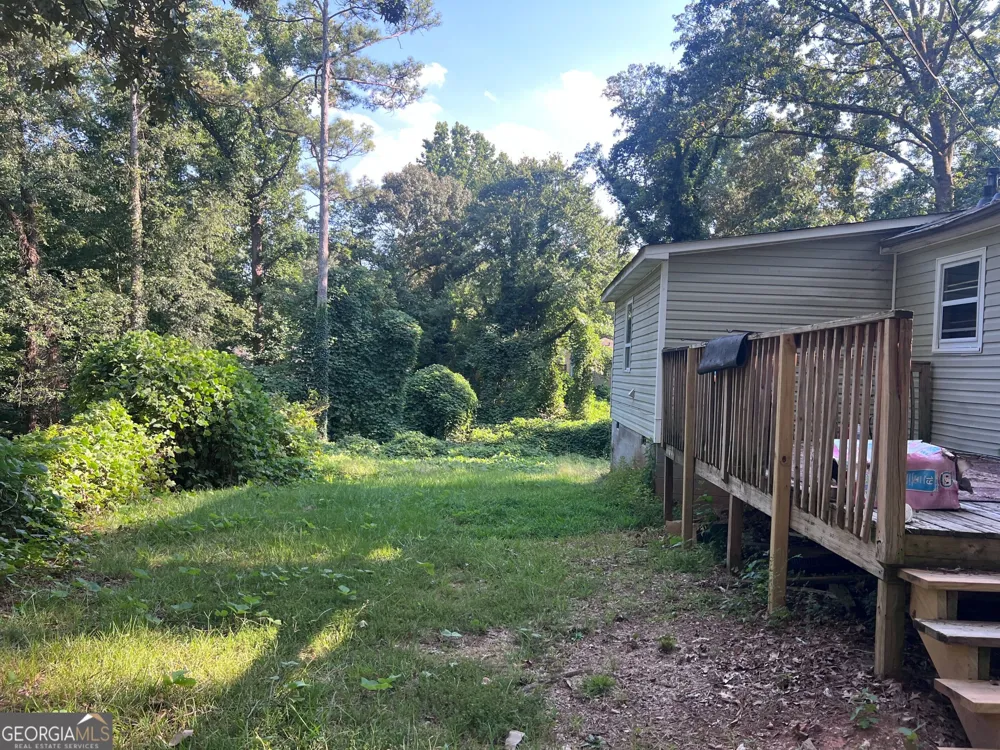 6055 Blackhawk TRL SE Mableton, GA 30126