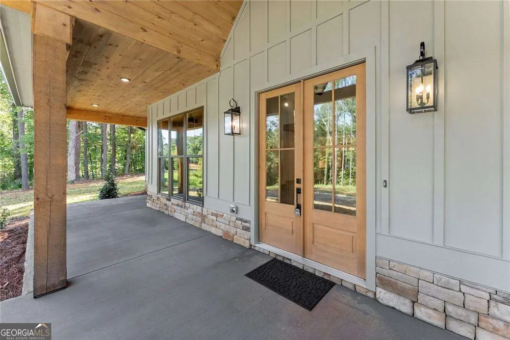 75 Lowe LN Talking Rock, GA 30175