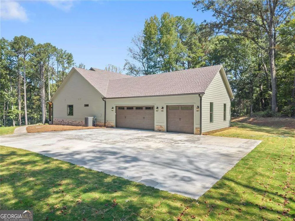 75 Lowe LN Talking Rock, GA 30175