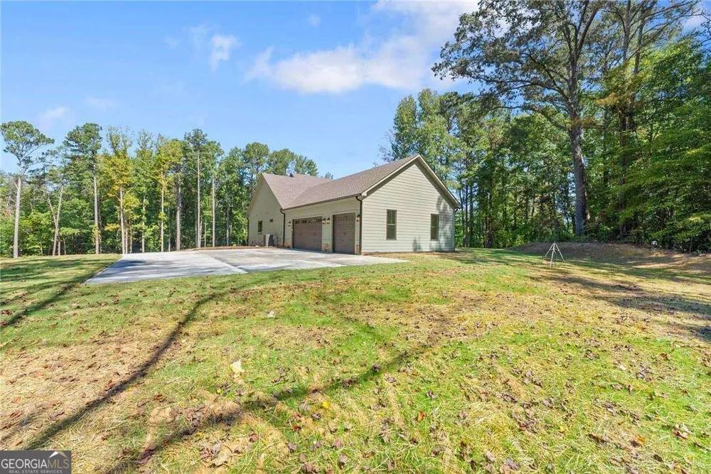 75 Lowe LN Talking Rock, GA 30175