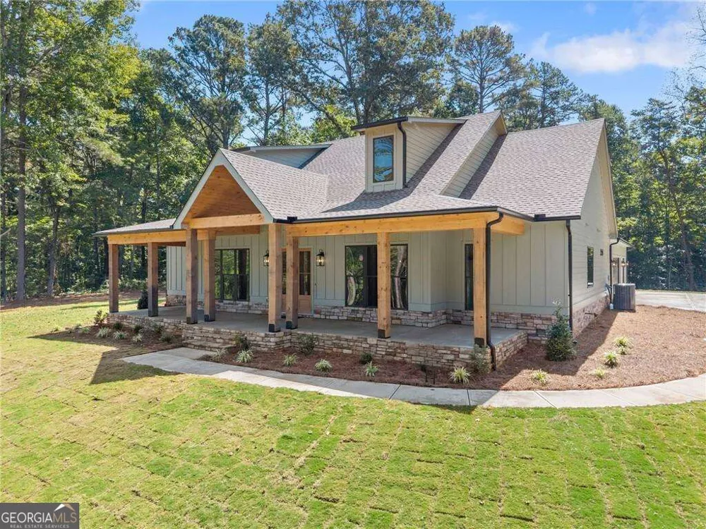 75 Lowe LN Talking Rock, GA 30175