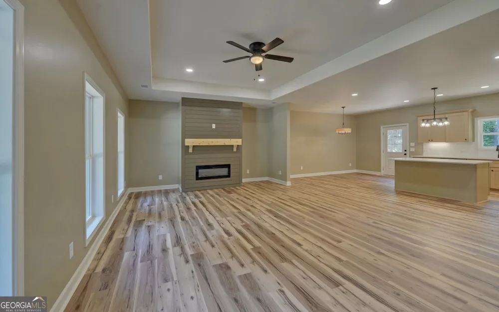 55 Wesley CIR Toccoa, GA 30577
