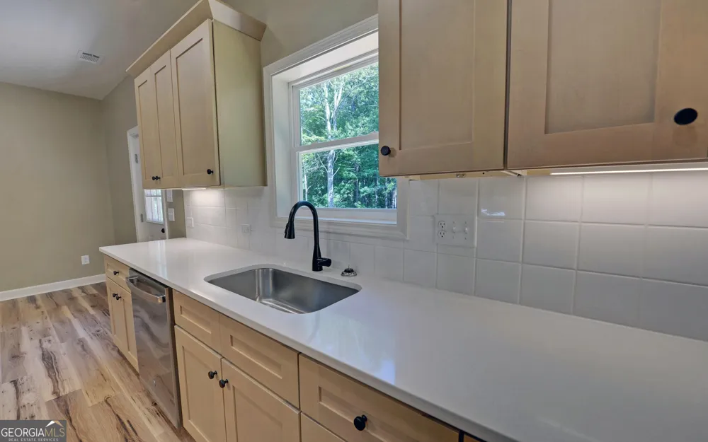 55 Wesley CIR Toccoa, GA 30577