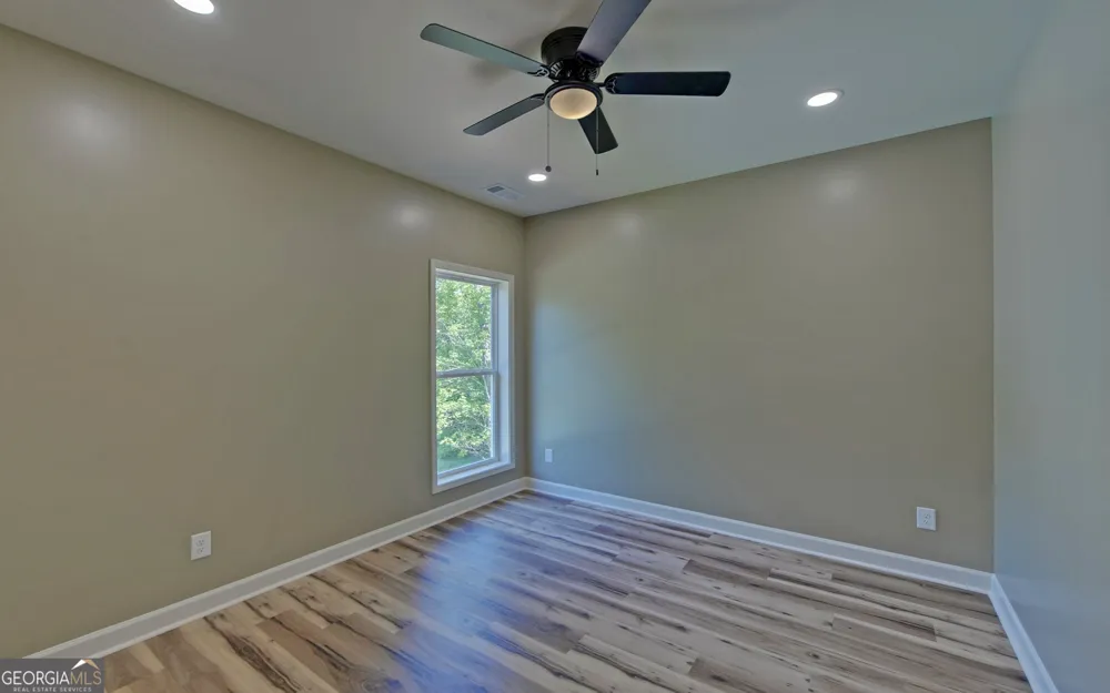 55 Wesley CIR Toccoa, GA 30577