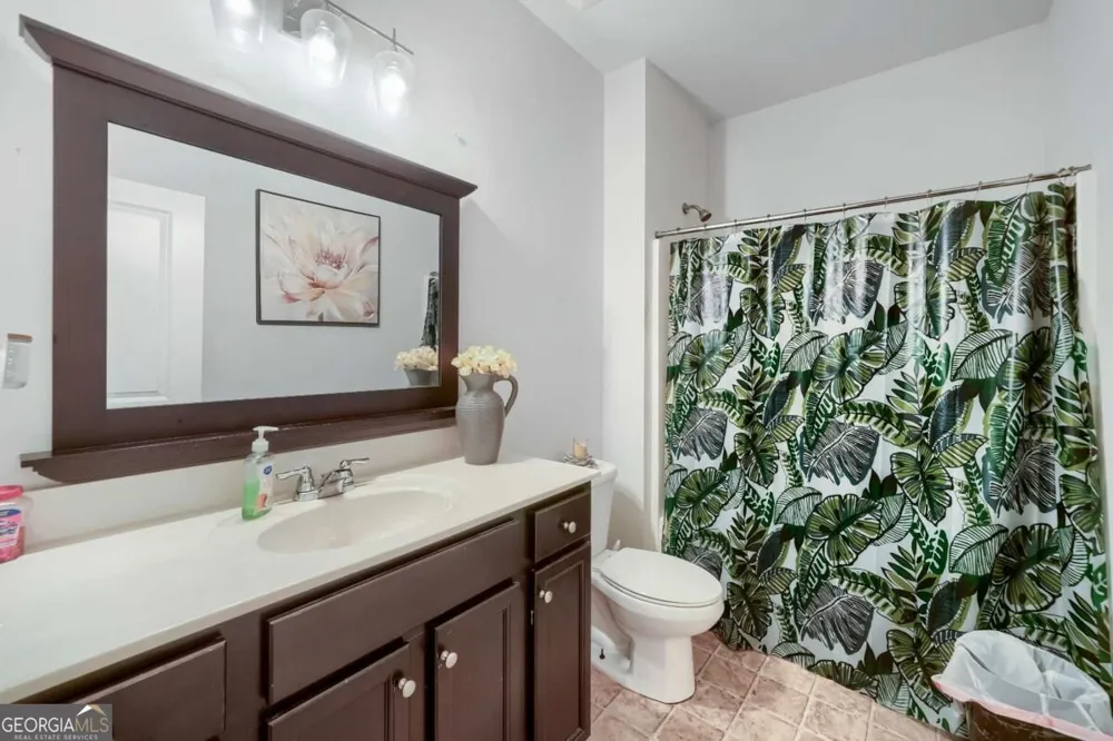 445 Piedmont CIR Covington, GA 30016