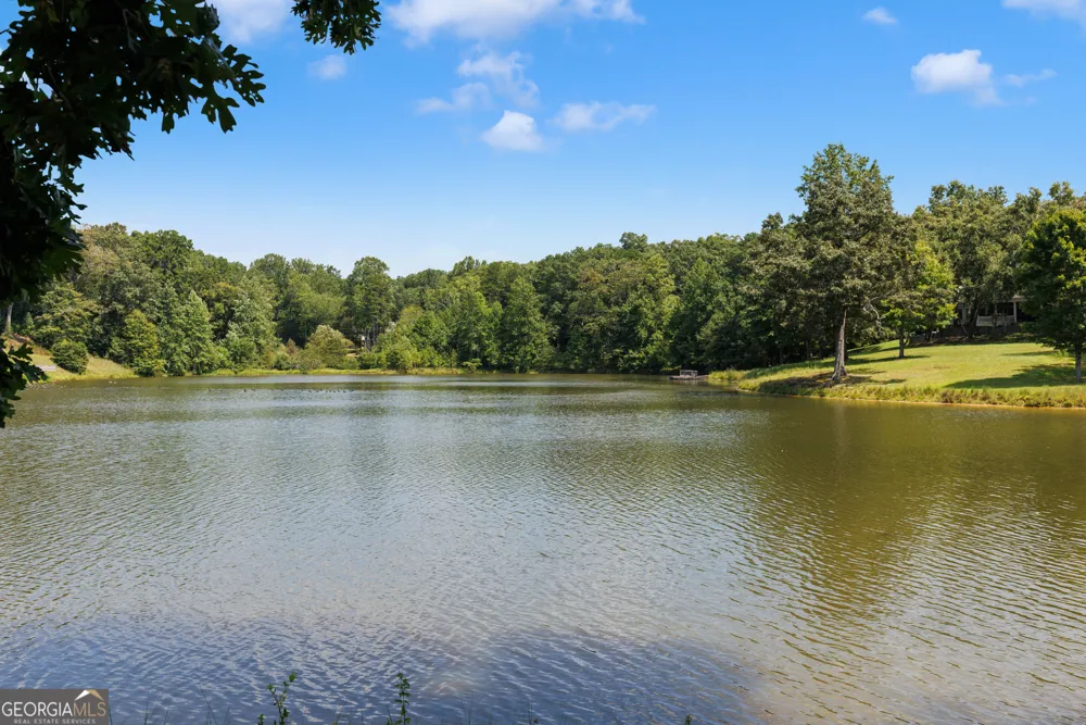 1057 Orchard DR Clarkesville, GA 30523