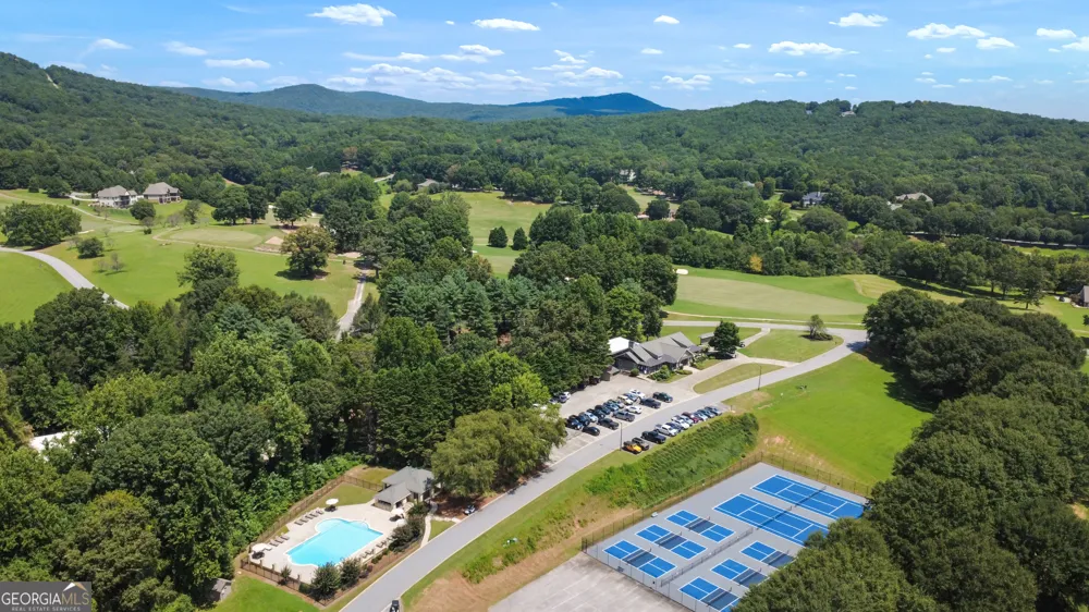 1057 Orchard DR Clarkesville, GA 30523