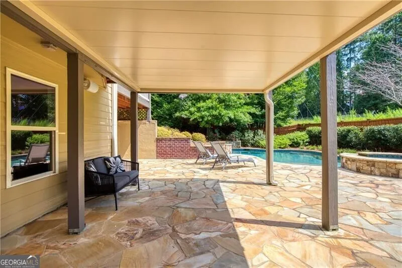 11001 Estates CIR Alpharetta, GA 30022