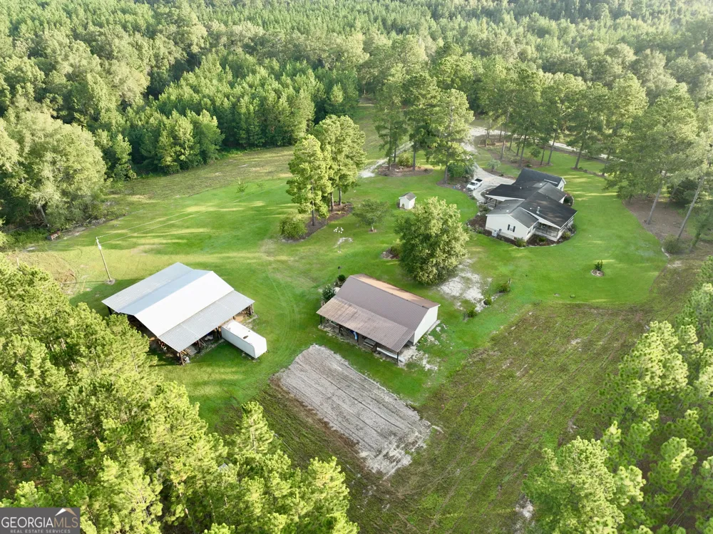 652 L A Peterson RD Rhine, GA 31077