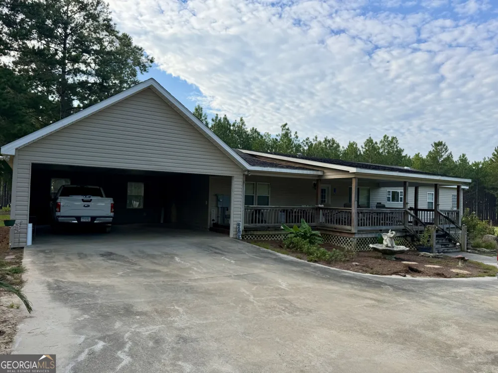 652 L A Peterson RD Rhine, GA 31077