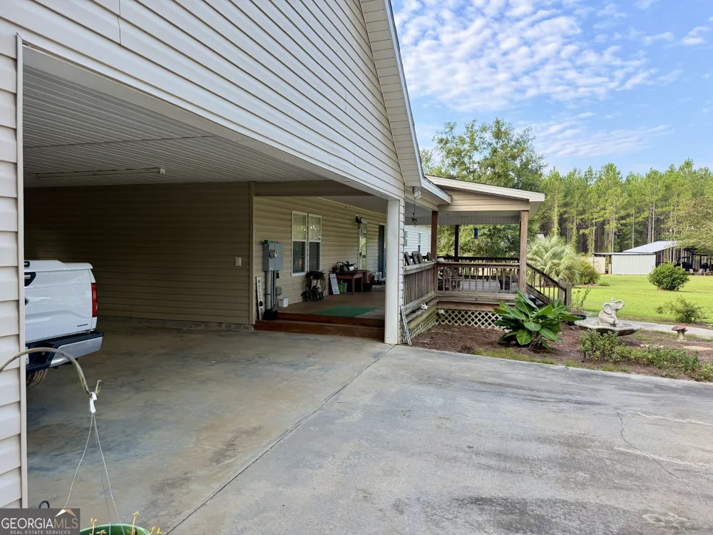 652 L A Peterson RD Rhine, GA 31077