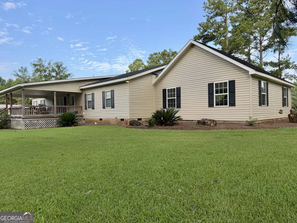 652 L A Peterson RD Rhine, GA 31077
