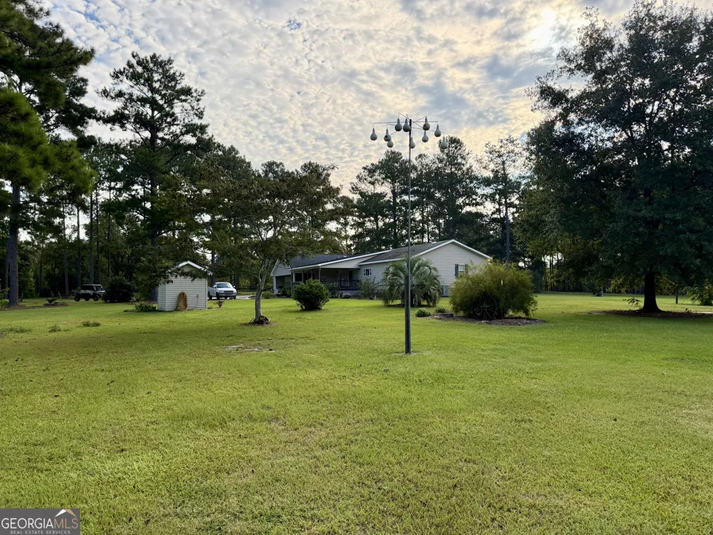 652 L A Peterson RD Rhine, GA 31077