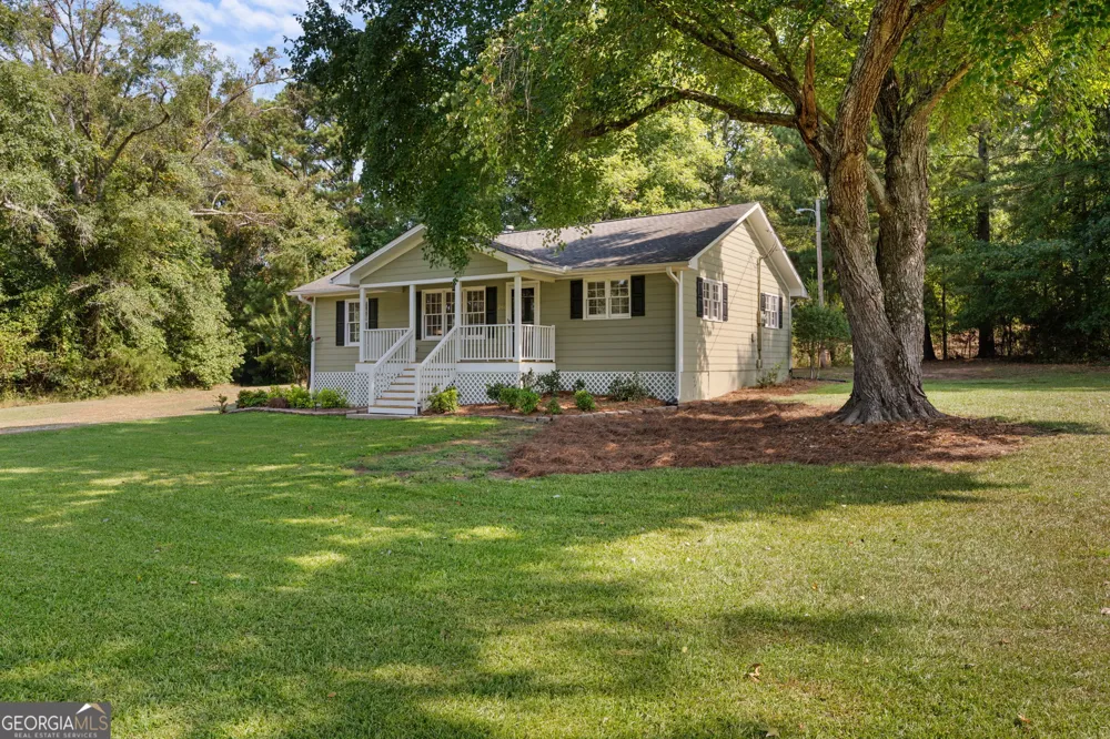 243 Seay RD Fayetteville, GA 30215