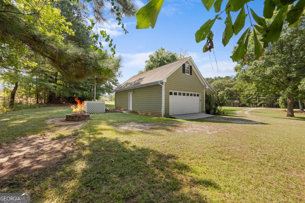 243 Seay RD Fayetteville, GA 30215