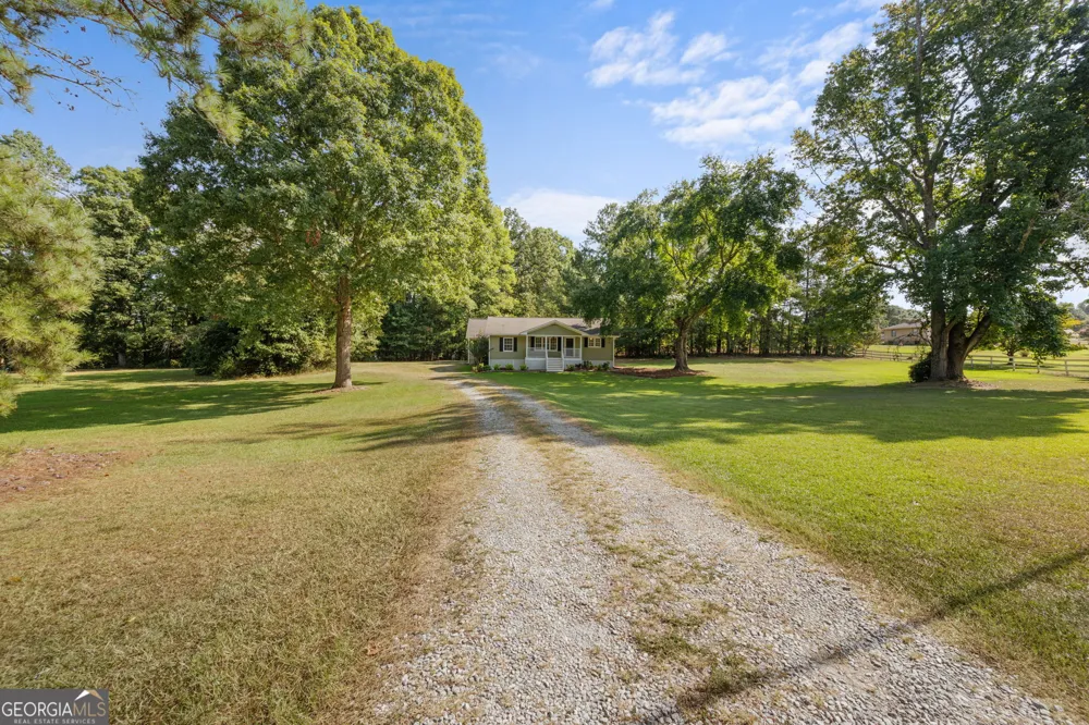 243 Seay RD Fayetteville, GA 30215