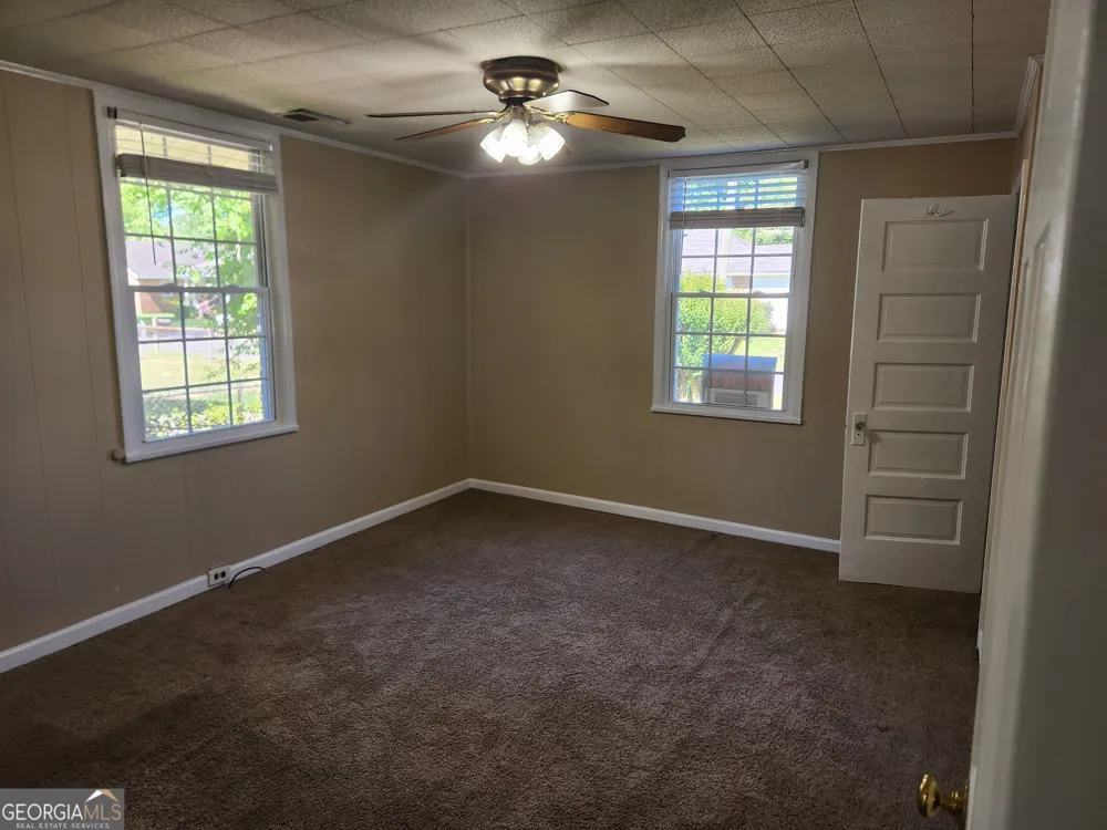 15 Oak ST NE Rome, GA 30161