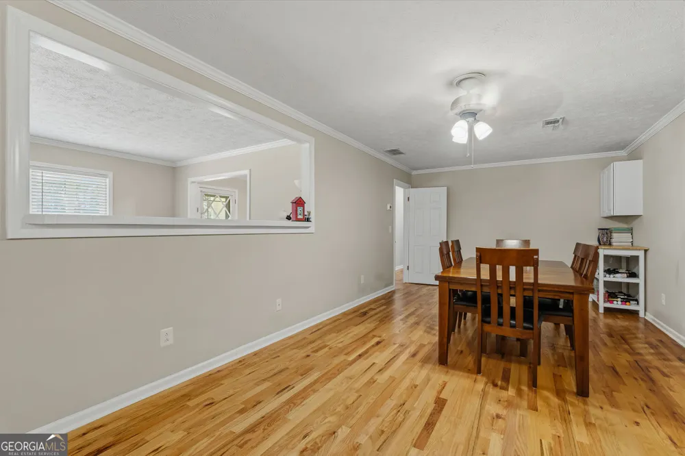 393 Greenleaf CT NW Lilburn, GA 30047
