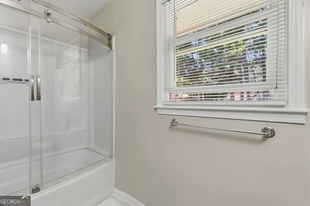 393 Greenleaf CT NW Lilburn, GA 30047