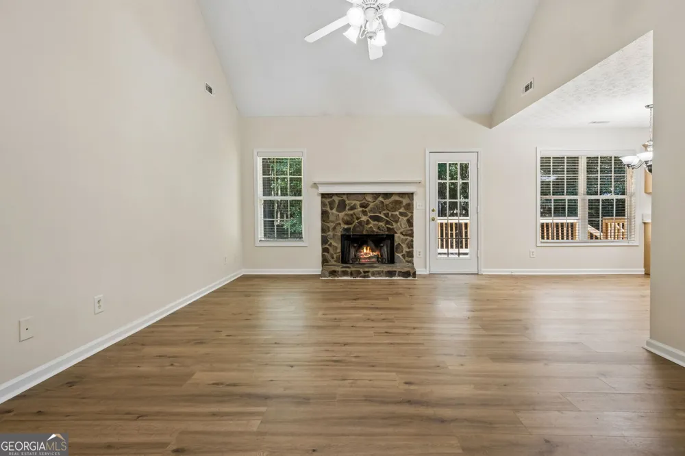 208 Albert LN Jefferson, GA 30549
