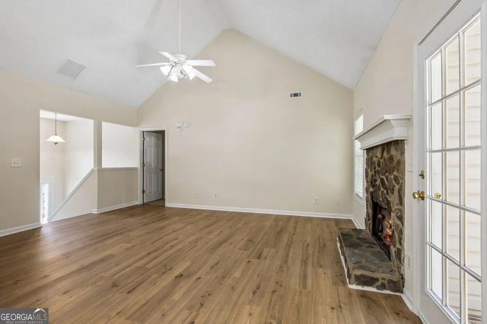 208 Albert LN Jefferson, GA 30549