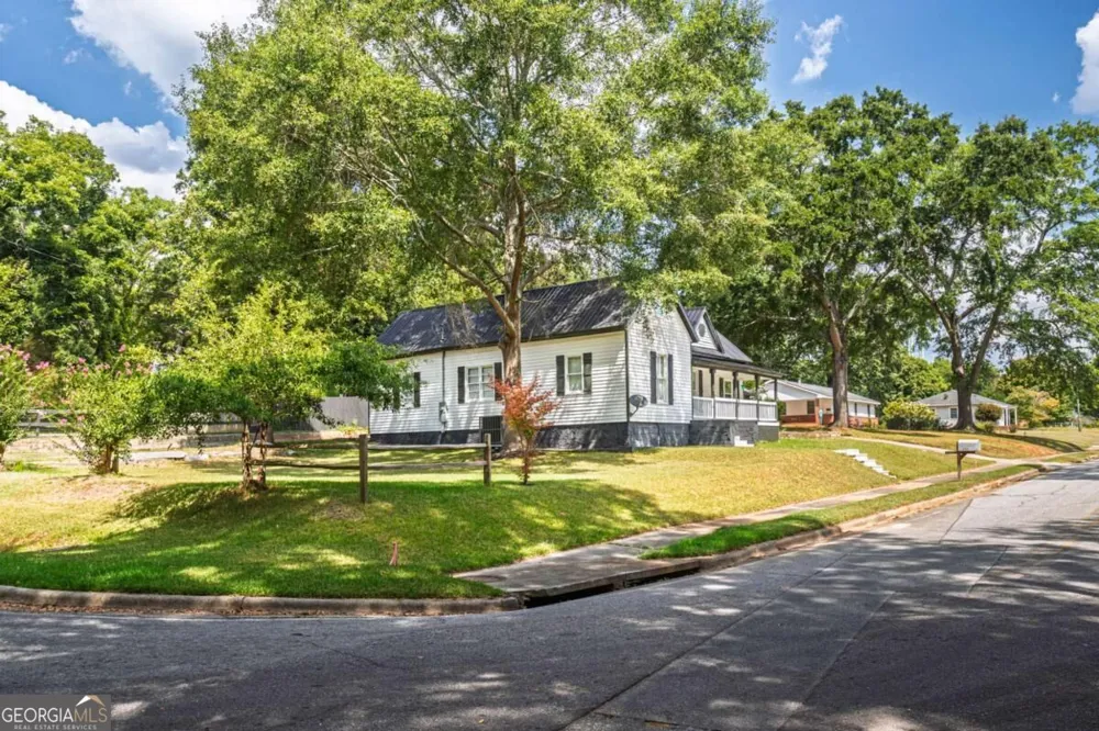 234 S Thomas ST Elberton, GA 30635