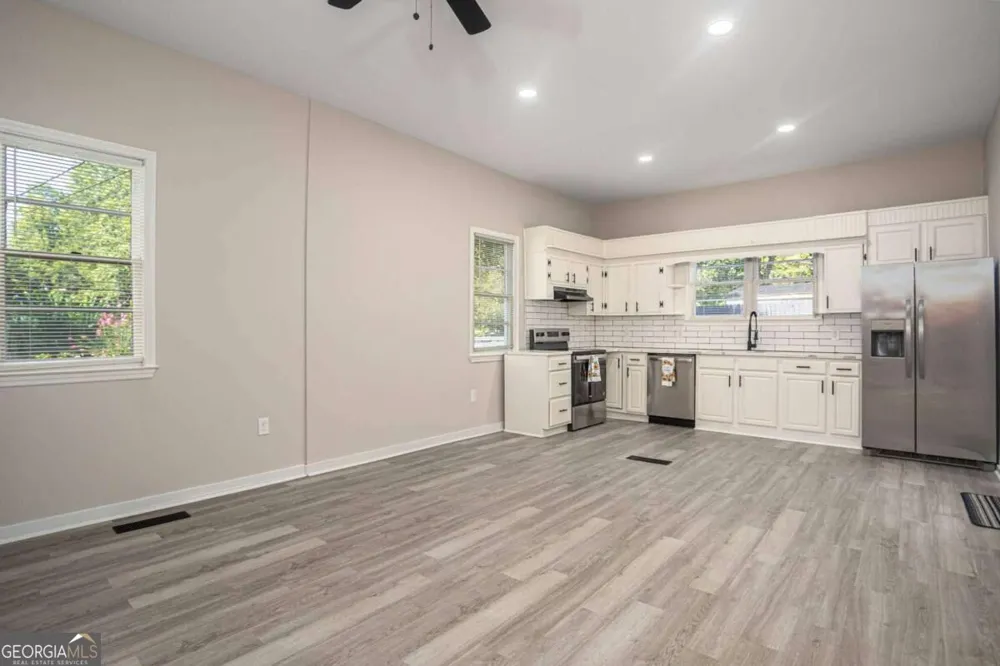 234 S Thomas ST Elberton, GA 30635
