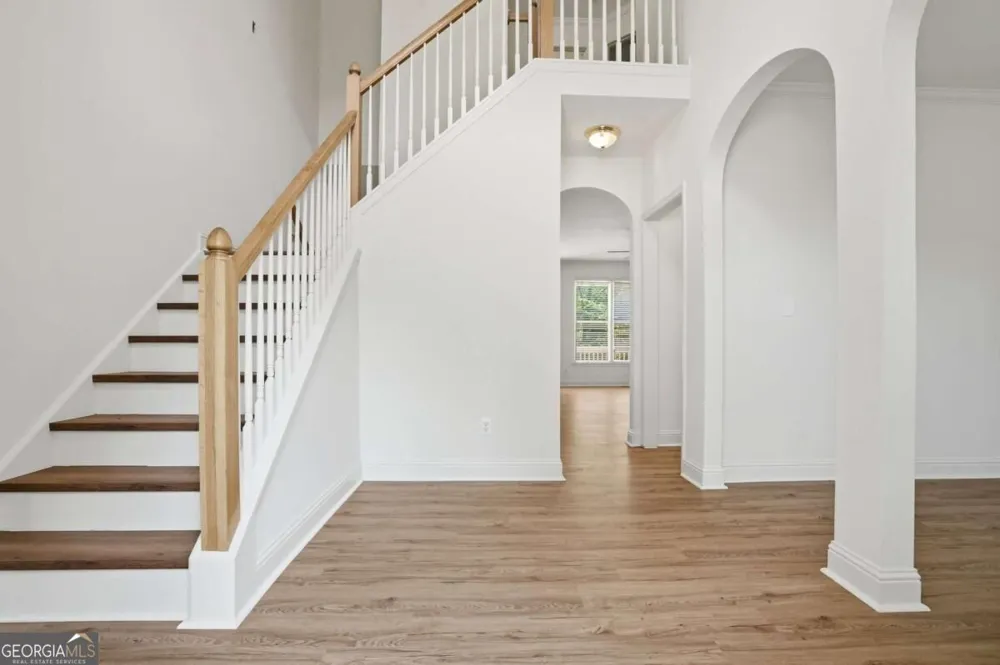 4025 Eyrie Farms LN Cumming, GA 30041